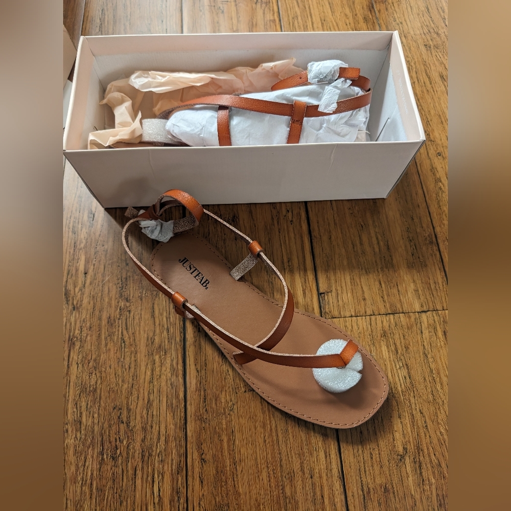 JustFab NIB Brown Leather Strappy Summer Sandal size 7